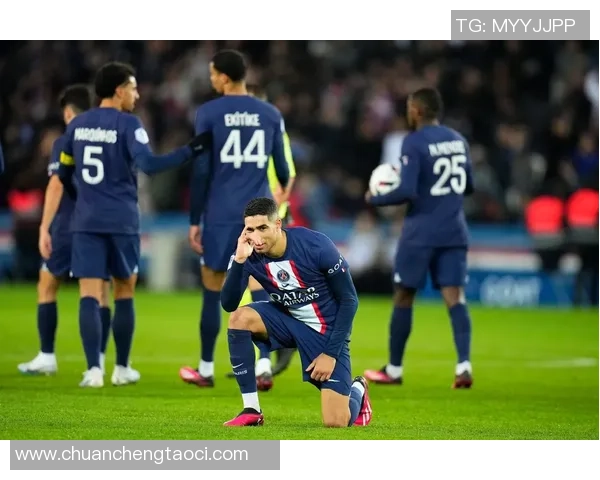 英超激战曼城险胜巴黎圣日耳曼乌龙球成比赛转折点引发热议