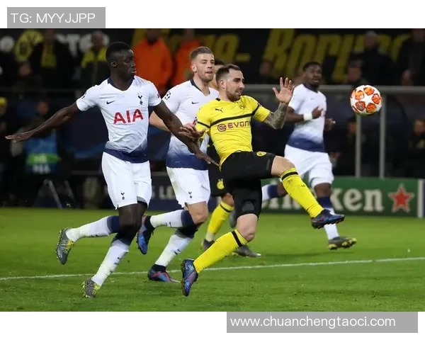 热刺逆袭多特蒙德3-0胜利成世界杯历史冷门瞬间引发全场狂欢