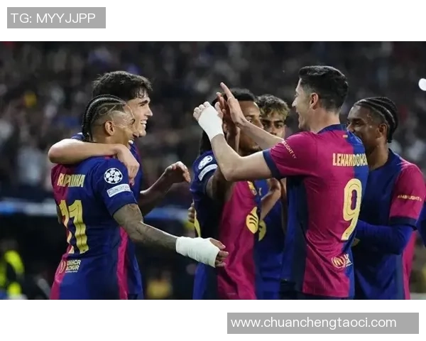 西甲激战：巴萨逆转切尔西红牌争议引发全场热议