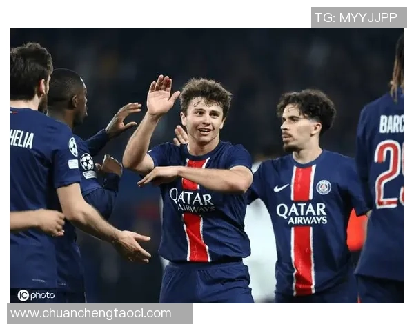 德甲激战利物浦绝杀巴黎圣日耳曼全场沸腾瞬间回顾与分析